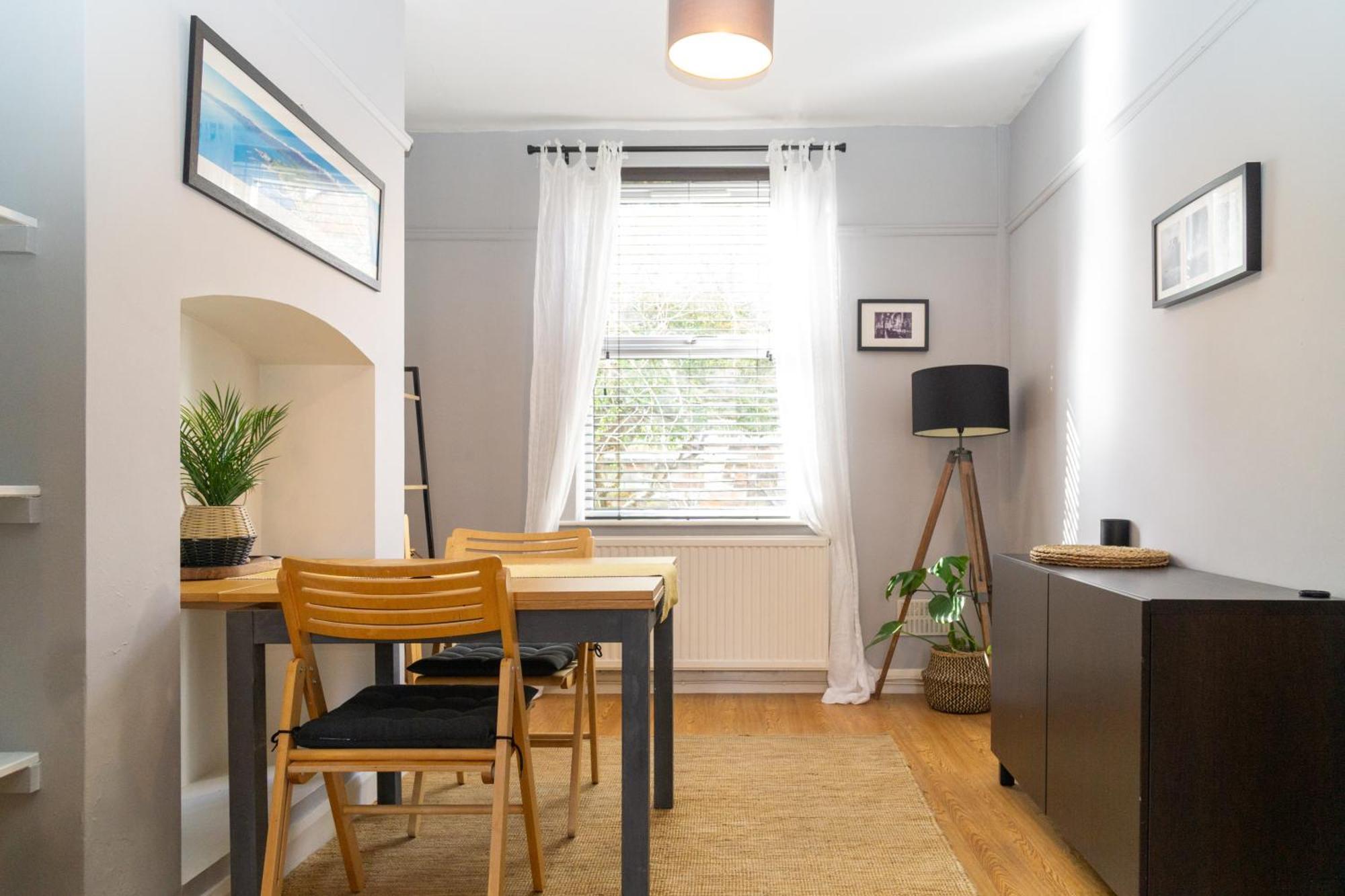Townhouse In Trendy Suburb Of Hoole Διαμέρισμα Τσέστερ Εξωτερικό φωτογραφία